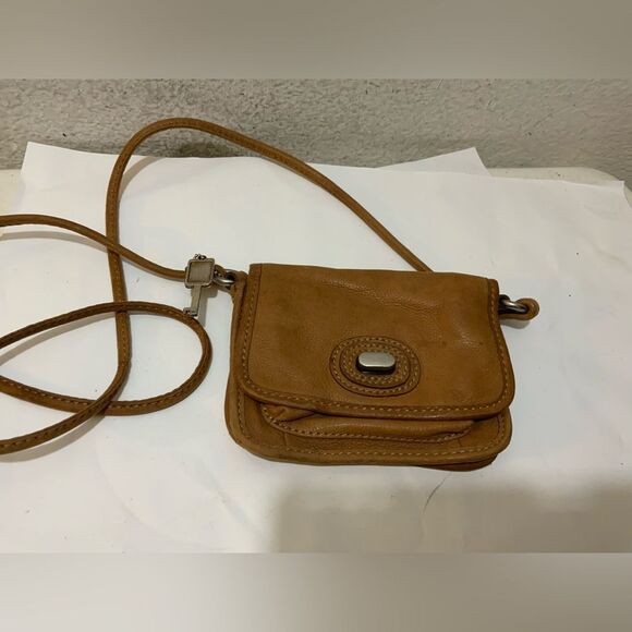 Fossil Tan Leather Crossbody Bag Purse 6.5 x 5.5 Logo Compartments Mini Purse - Picture 1 of 9